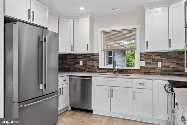 Building Photo - 4214 Penner Ln