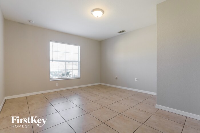 Building Photo - 2925 Silas Ave