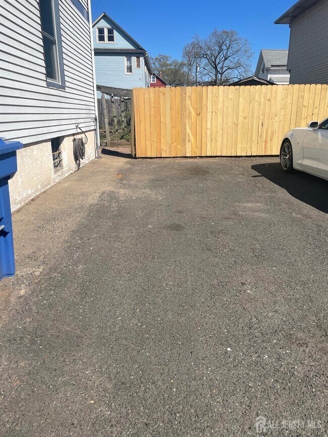 Building Photo - 638 Bound Brook Rd