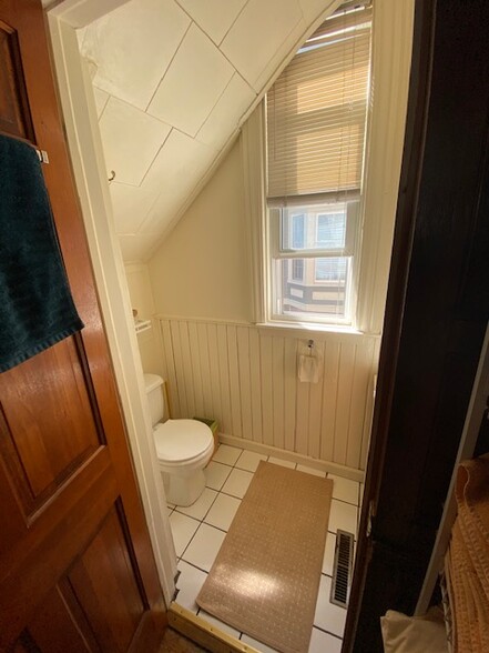 Half Bath - 113 S Lake Ave