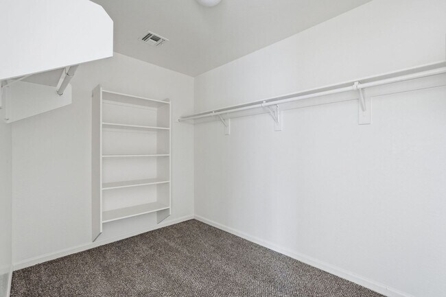 Building Photo - Higley Park Home