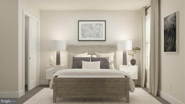 Building Photo - 39 E Front St