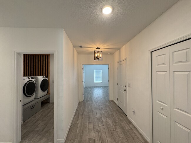 Building Photo - 1394 Sunset Preserve Wy