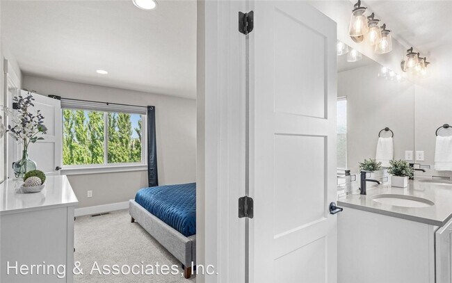 Building Photo - 3 br, 3 bath House - 3020 Riverview Lane