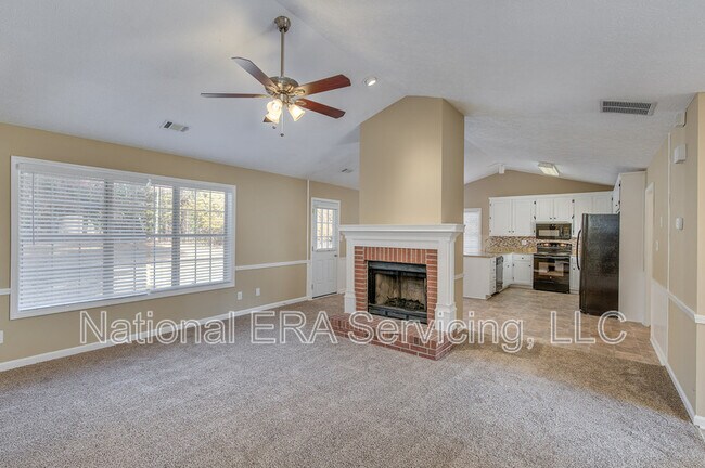 Building Photo - 35 Oak Ridge Ct