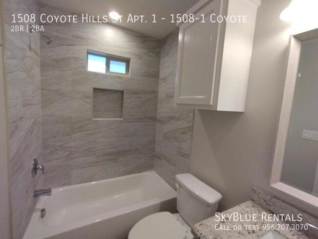 Building Photo - 1508 Coyote Hls