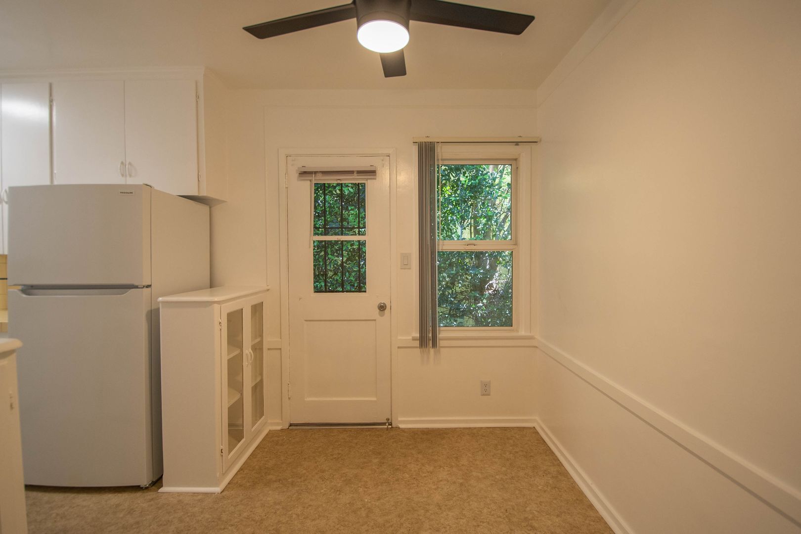 Building Photo - 14437 Dickens St