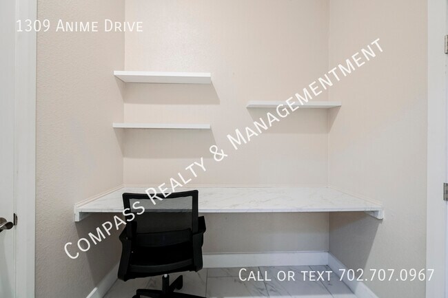 Building Photo - 1309 Anime Dr