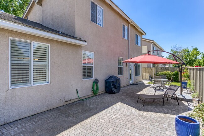 Building Photo - 10459 Summershade Ln
