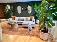 Building Photo - Available in July! Pet Friendly Fully Furn...