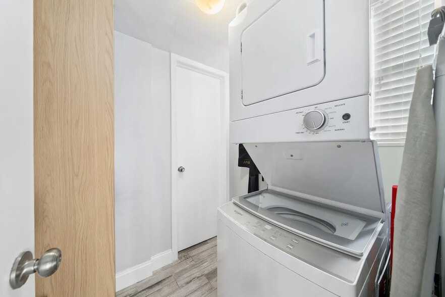 Washer and Dryer - 7200 NW 2nd Ave