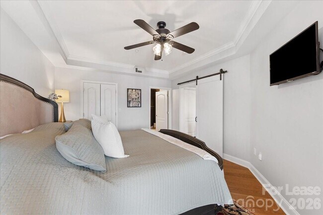 Building Photo - 401 N Church St