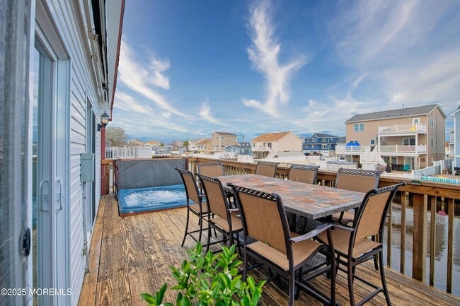 Building Photo - 45 Sylvia Ln