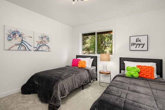 Building Photo - Beautiful Home in Mukilteo with Panoramic ...