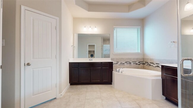 Building Photo - 5434 Wildbrush Dr
