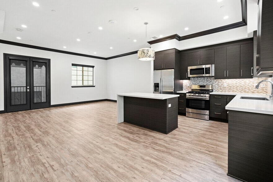 Building Photo - 11575 Lemp Ct