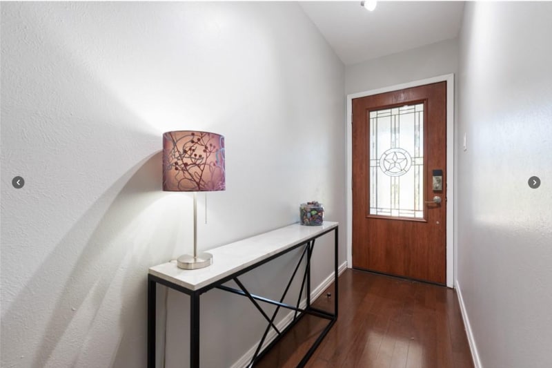 Building Photo - 2505 Lazy Oaks Dr