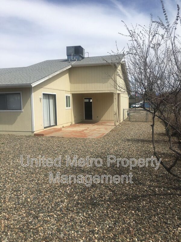 Building Photo - 8201 E Gale Rd