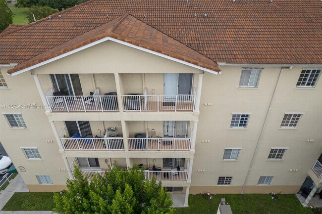 Building Photo - 6930 NW 179th St