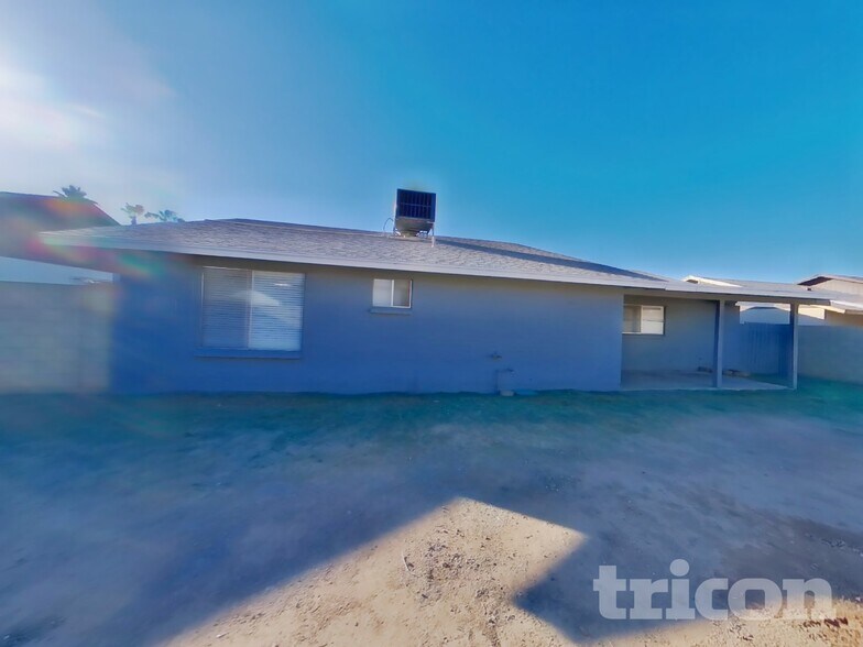 Building Photo - 5328 W Seldon Ln