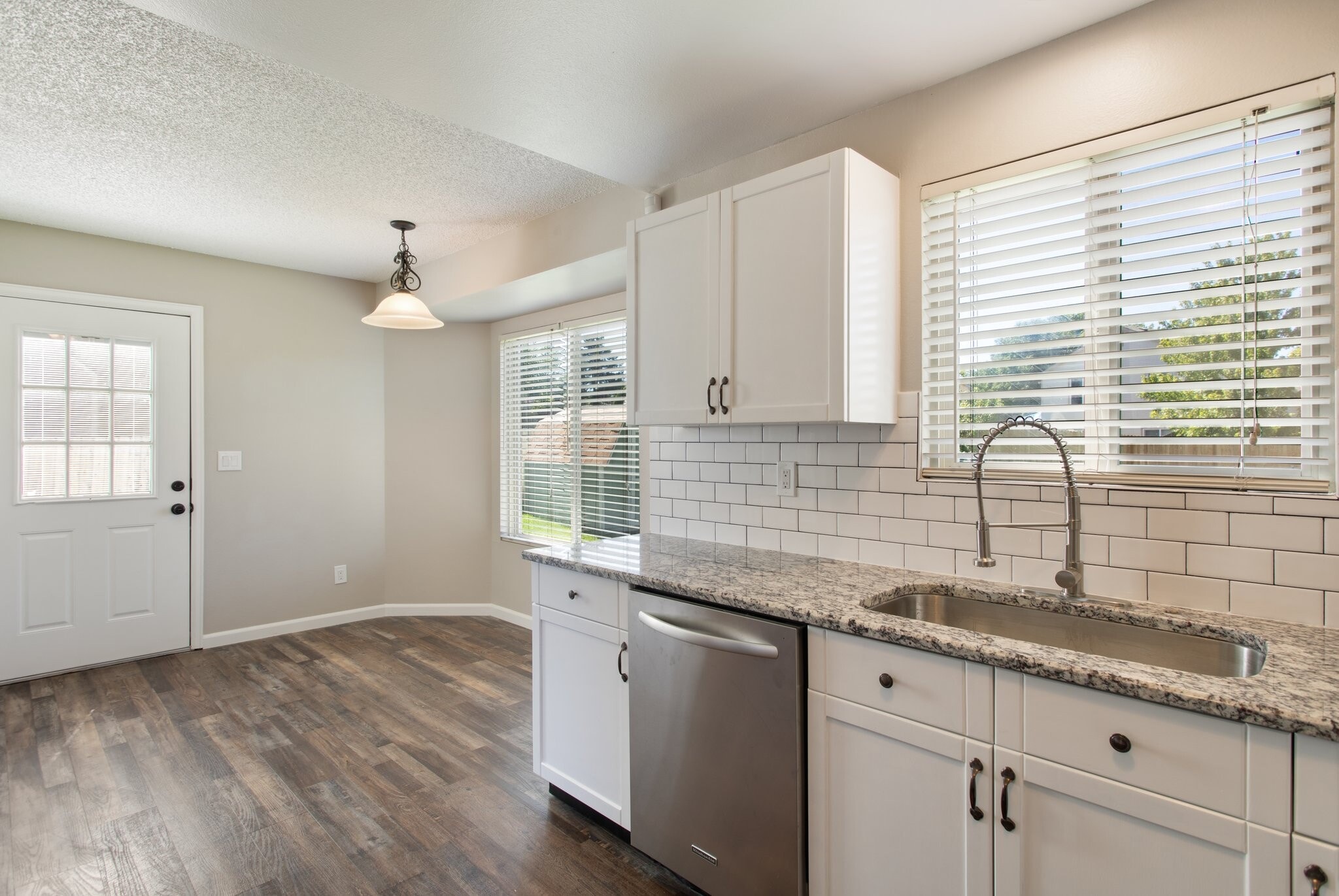 Building Photo - 6450 Stonehedge Dr