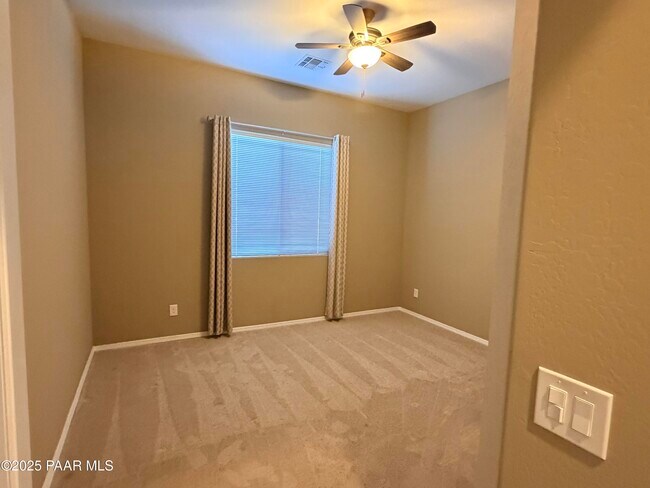 Building Photo - 12937 E Sandoval St