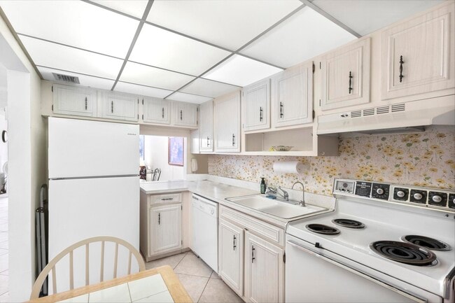 Building Photo - 4500 N Federal Hwy