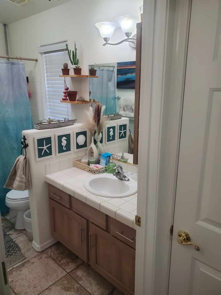 Bathroom - 2095 Mesquite Ave