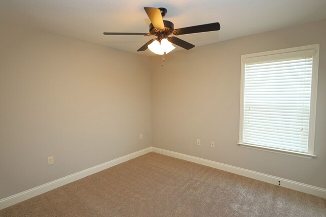 Building Photo - 4110 Barrington Dr