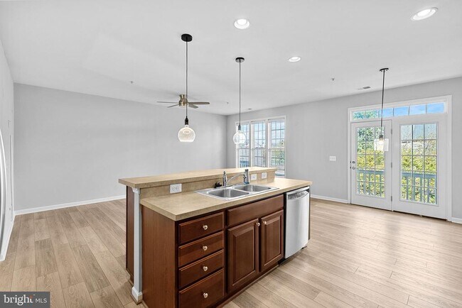 Building Photo - 41848 Inspiration Terrace