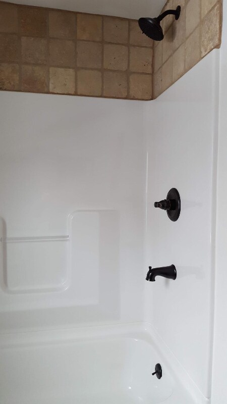 Building Photo - 940 Gravel Pike