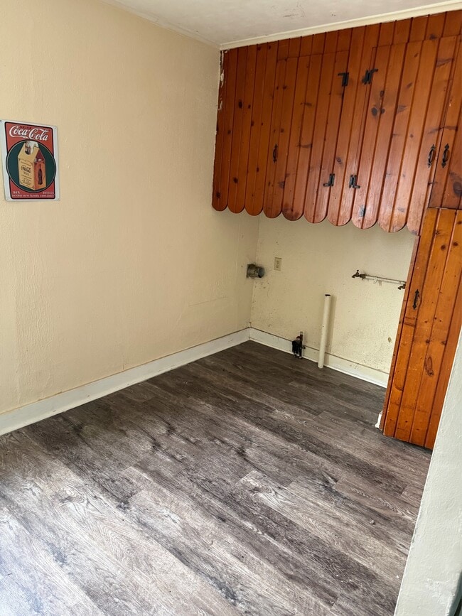 Building Photo - 1233 2nd Ave S