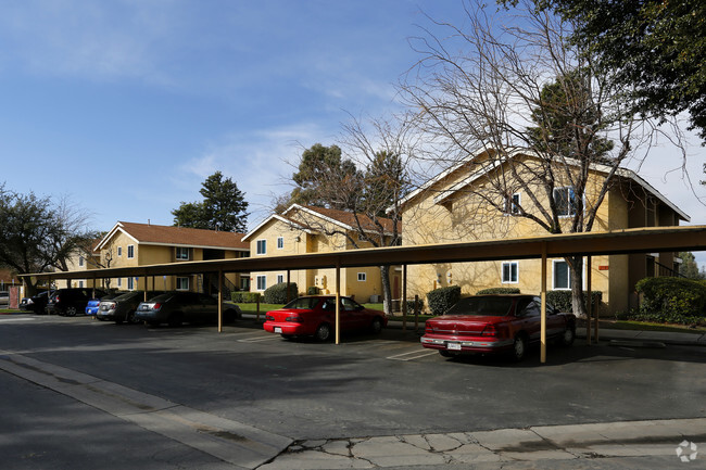 Building Photo - San Jacinto Village