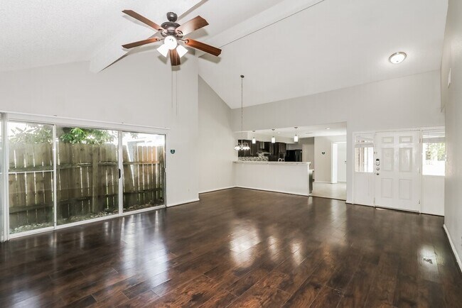 Building Photo - 12723 Ashford Knoll Dr