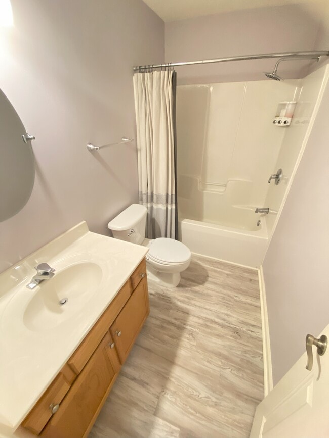 Building Photo - 3363 Myers Ct