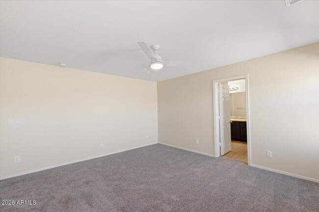 Building Photo - 7119 W Golden Ln