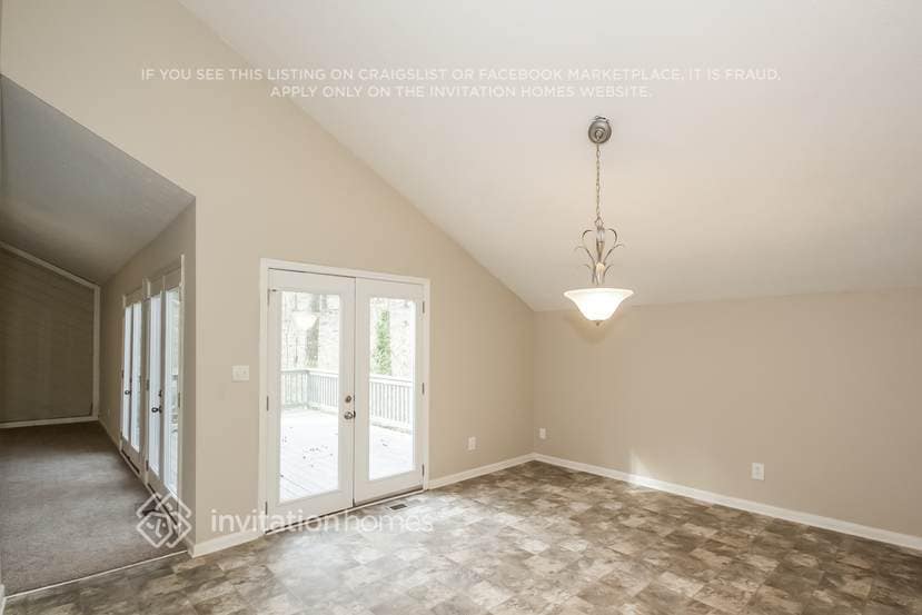 Building Photo - 3895 Rock Mill Pkwy