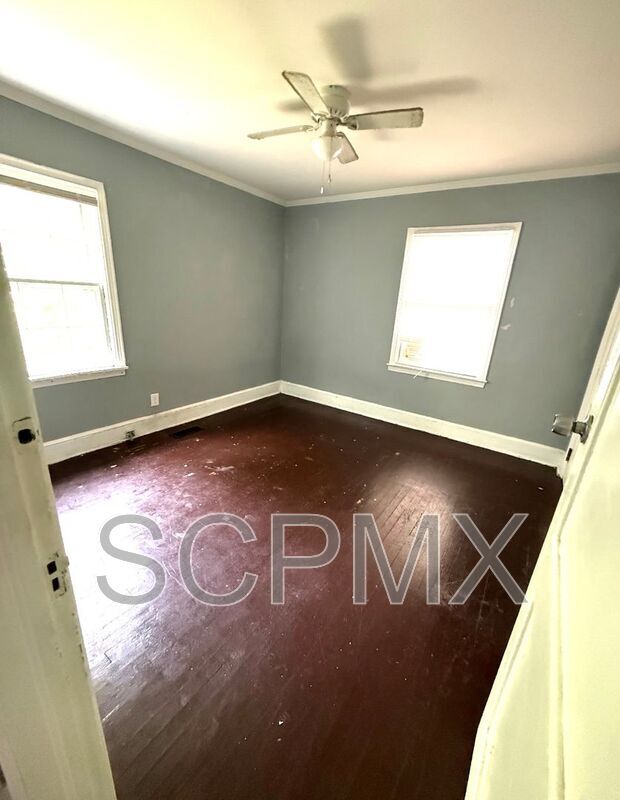 Building Photo - 2934 Shady Ln