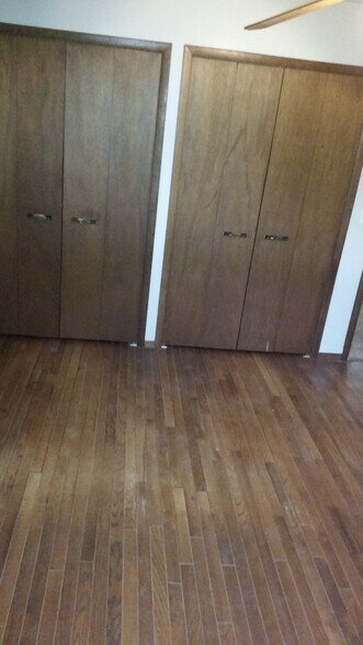 Master- Double Closets - 3506 W Central Park Ave