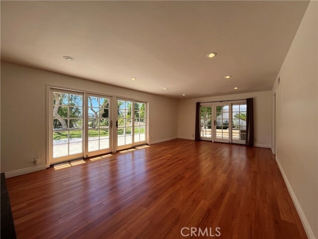 Building Photo - 4527 Stark Ave