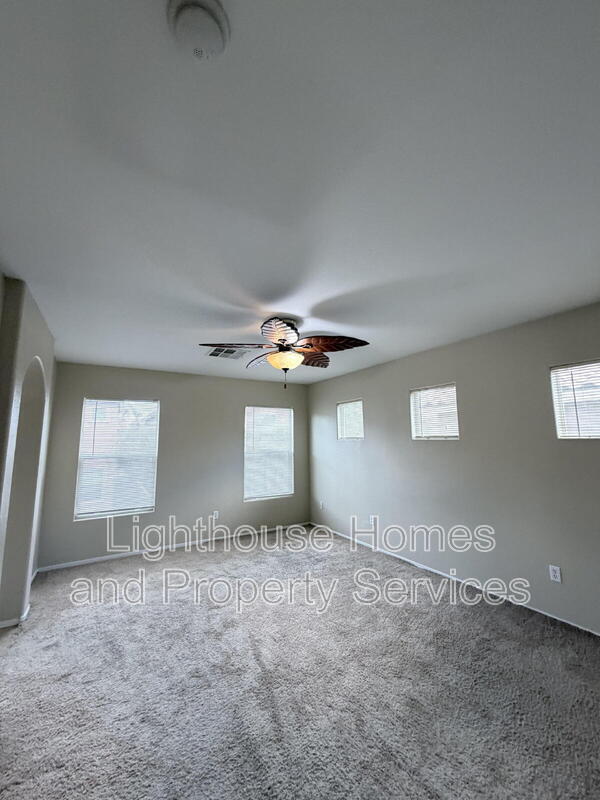 Building Photo - 9118 Wine Cellar Ave