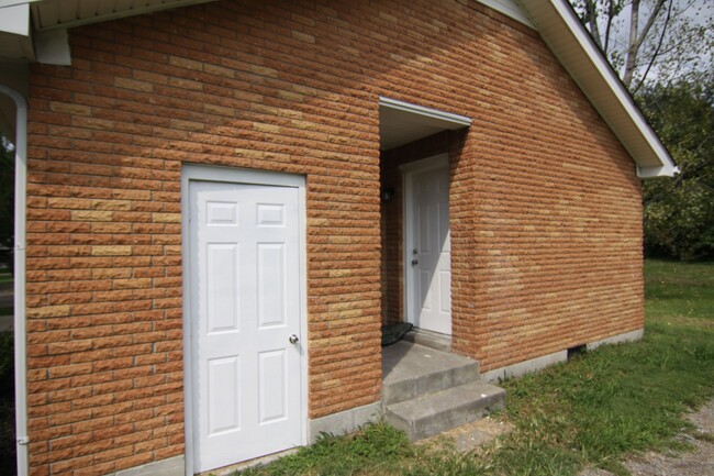 Building Photo - 3 Bedroom Pet Friendly Home For Rent Near ...