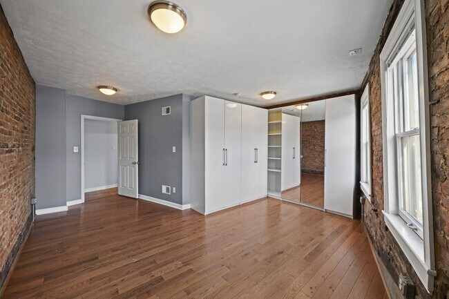 Building Photo - 4213 Butler St