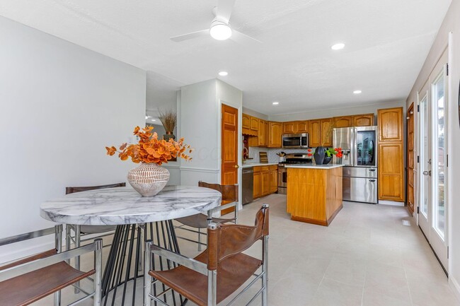 Building Photo - 3747 Christie Rd W