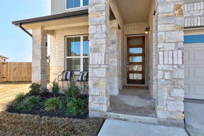 Building Photo - 432 Tinto St