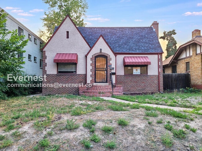 Primary Photo - 19 S Emerson St