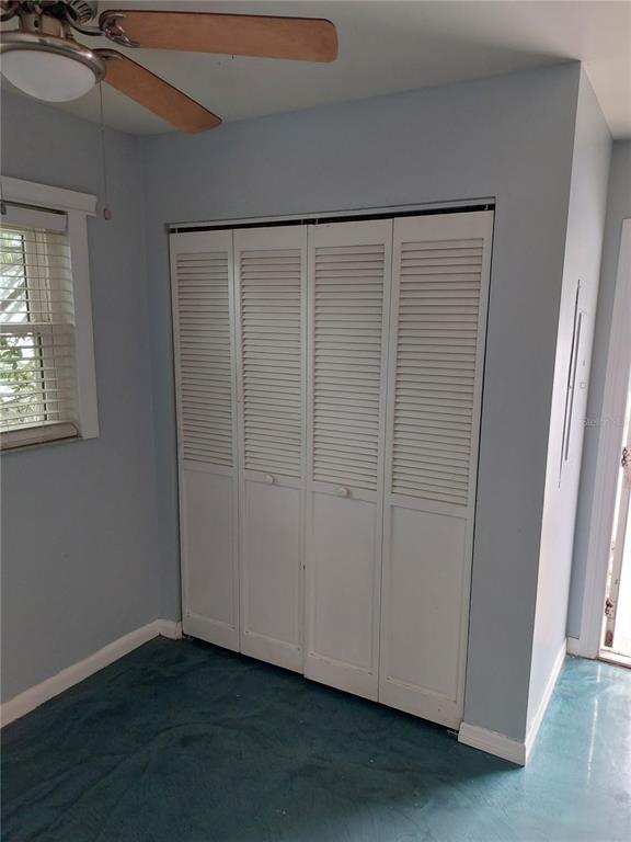 Building Photo - 305 W Hancock St