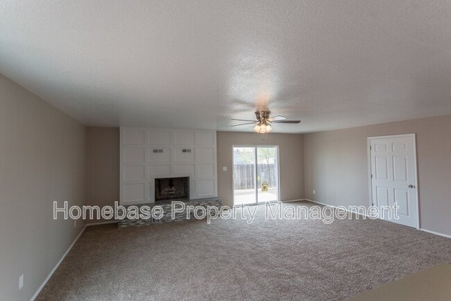 Building Photo - 5206 Foothills Dr