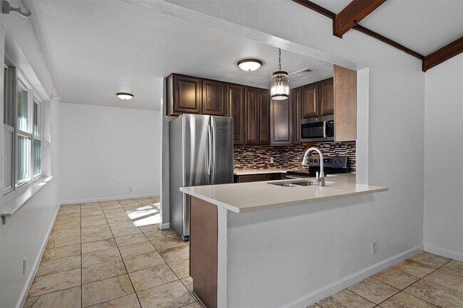 Building Photo - 1912 Terry Ln