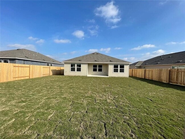 Building Photo - 103 Ulmus St